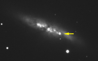 تصویری از کهکشان M82 پیش و پس از ظهور ابرنواختر.