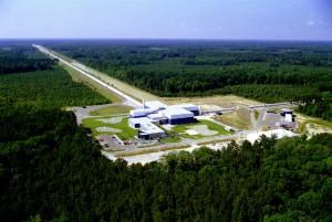 شکل ۴. رصدخانه‌ی LIGO در ایالت Louisiana.