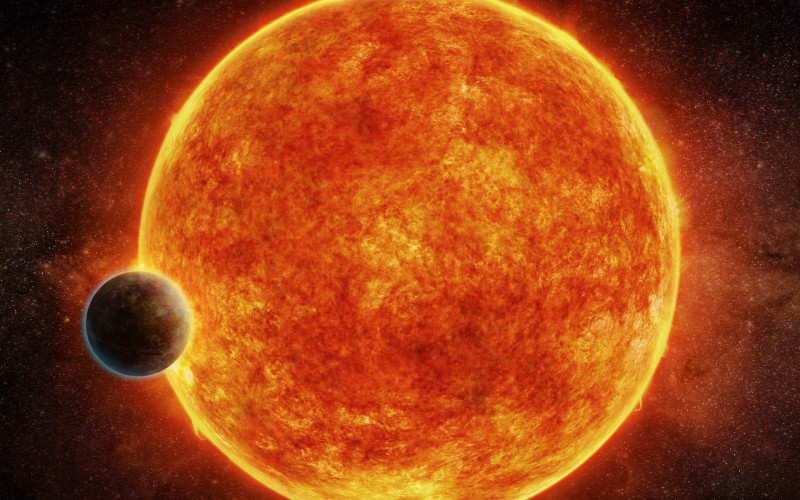 عبور سیاره‌ای سنگی و بزرگتر از زمین از مقابل یک ستاره‌ی سرد نزدیک